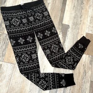 ✨4🛒 $20 ✨ Winter print lounge, pants, black-and-white ribbed size XS